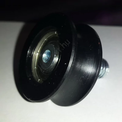FERMATOR Excentrikus alsó támasztó görgő aknaajtóhoz, fülkeajtóhoz 40/10 modell D=33 mm PFR-04
