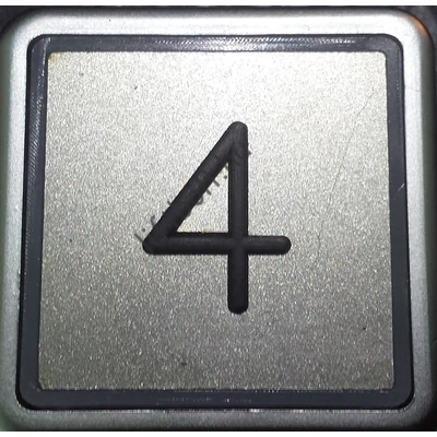 AT33 gomb - 4