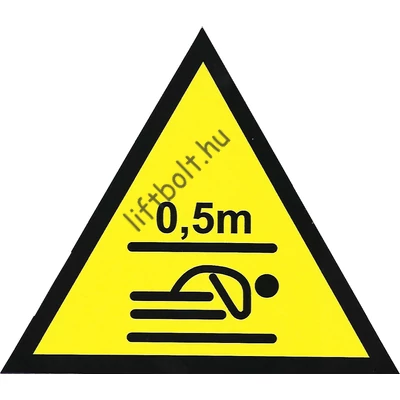 0,5 m magas védőtér a süllyesztékben tábla